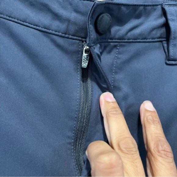 Rhone Commuter Pant Navy 28 Travel Work Pockets 32" inseam Performance - Picture 3 of 9